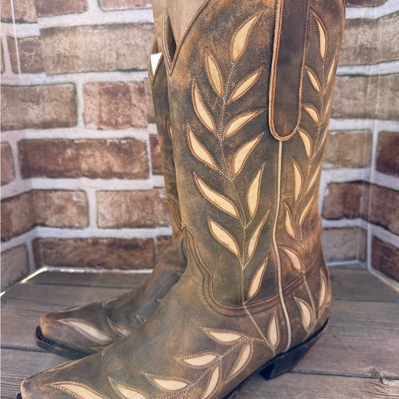 Old Gringo Brown and Tan Heeled Boots Vintage 8.5 - Picture 4 of 9